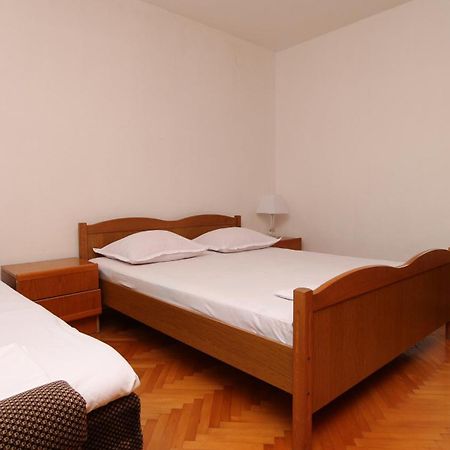 Dinka Guesthouse Makarska Exterior foto