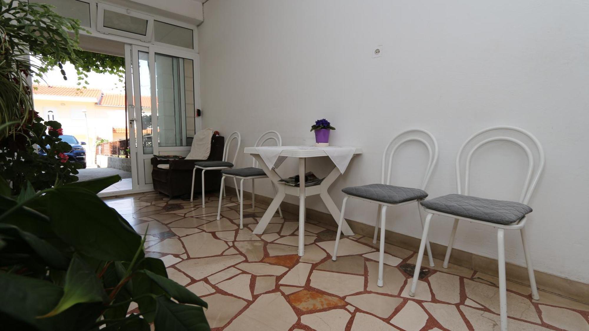 Dinka Guesthouse Makarska Exterior foto